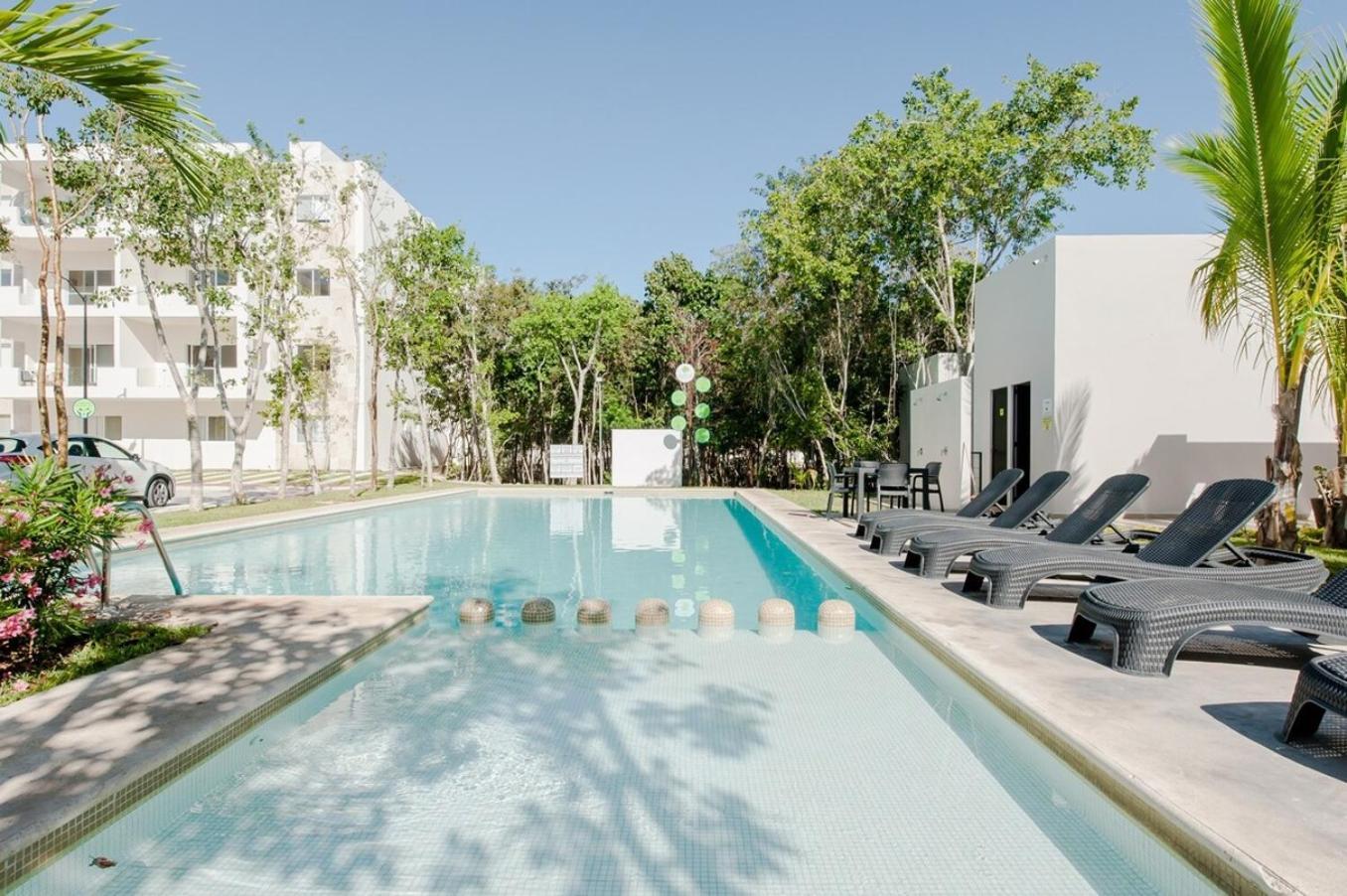 Workation Paradise Gated, Wifi 500mb, Gym, Pool Сasa de vacaciones